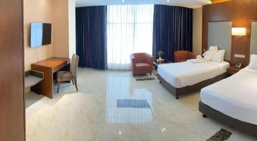 Hotel Tower Inn, Chittagong Bagian luar foto