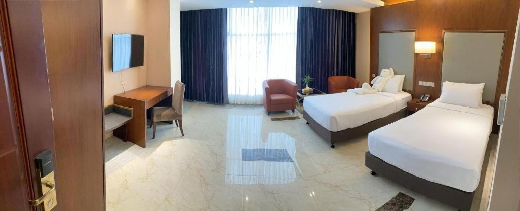 Hotel Tower Inn, Chittagong Bagian luar foto