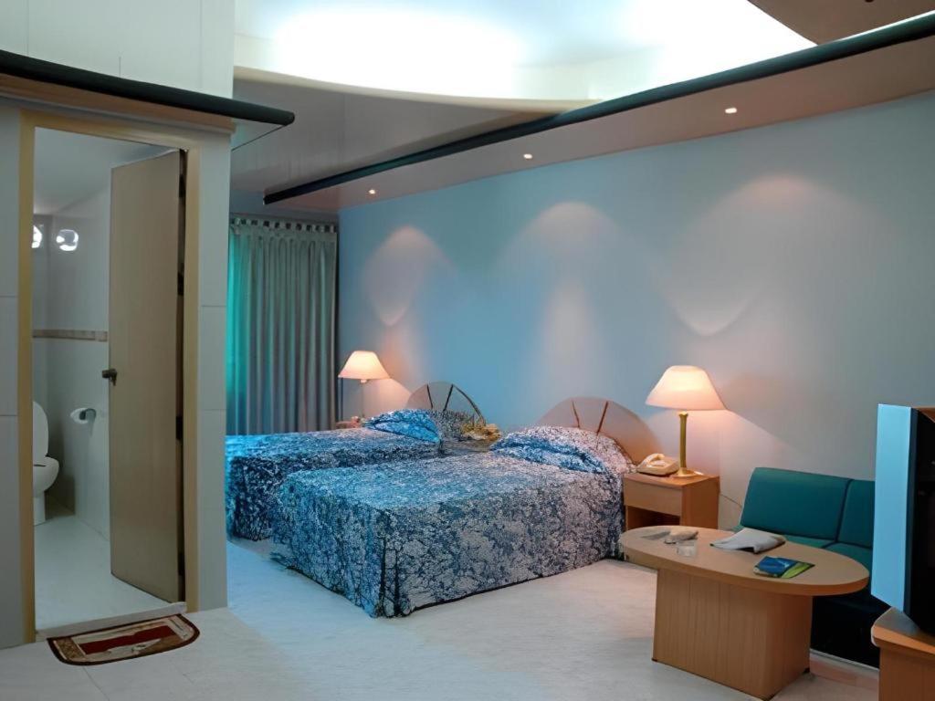 Hotel Tower Inn, Chittagong Bagian luar foto