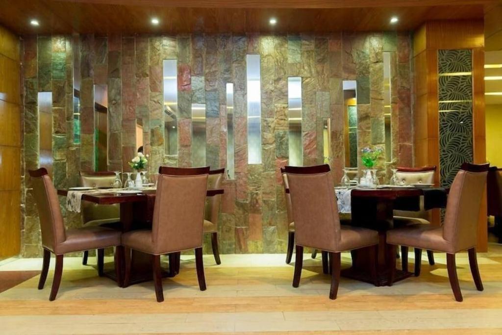 Hotel Tower Inn, Chittagong Bagian luar foto